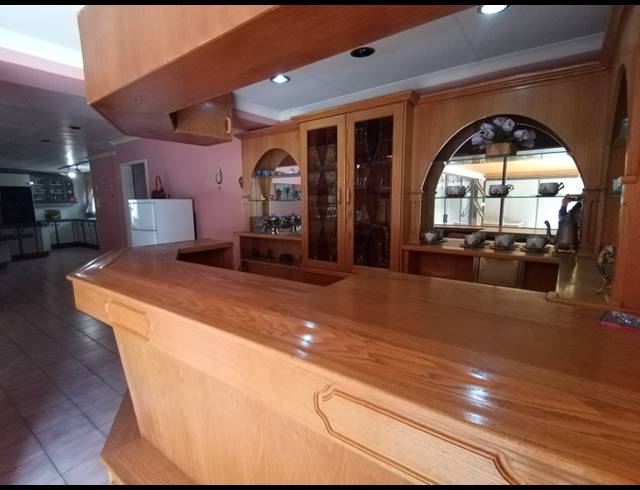 3 BEDROOM HOUSE FOR SALE IN THREE RIVERS PROPER